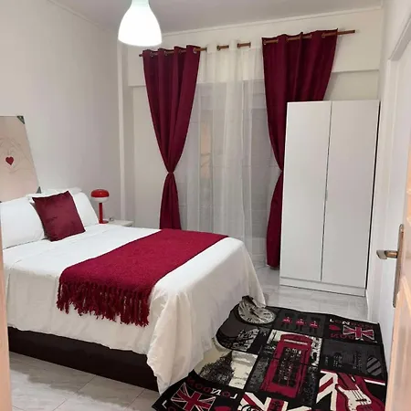 T1 Marques Pombal Вилла