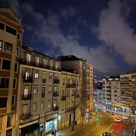 T1 Marques Pombal Лиссабон