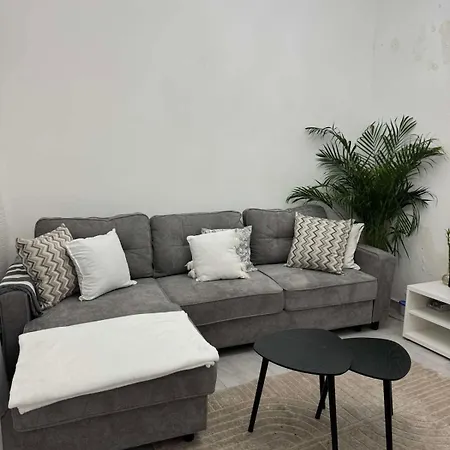 T1 Marques Pombal Villa *