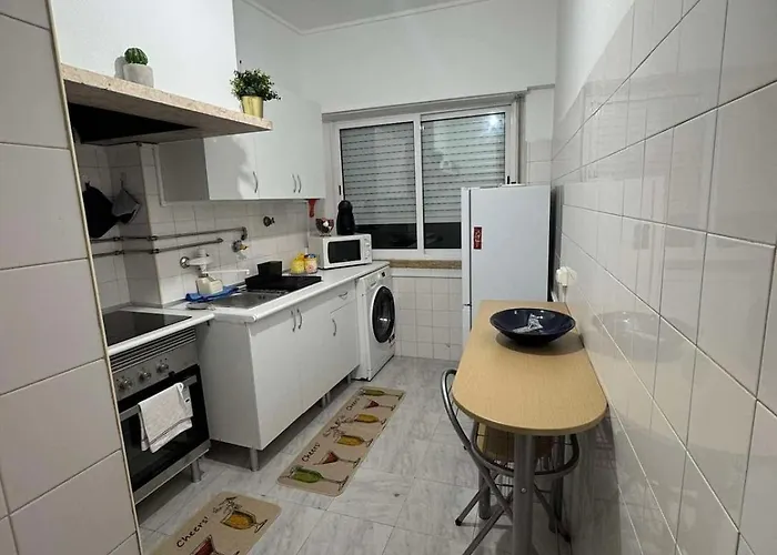 T1 Marques Pombal Villa Lisbon